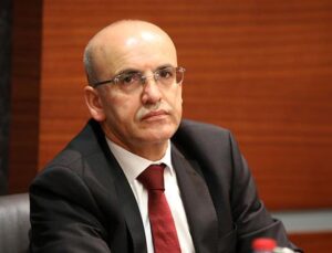 Bakan Şimşek: Kayıt dışı kazançların peşindeyiz