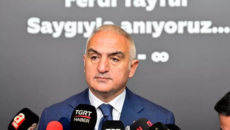 Kültür ve Turizm Bakanı Ersoy, Ferdi Tayfur’un Cenaze Törenine Katıldı