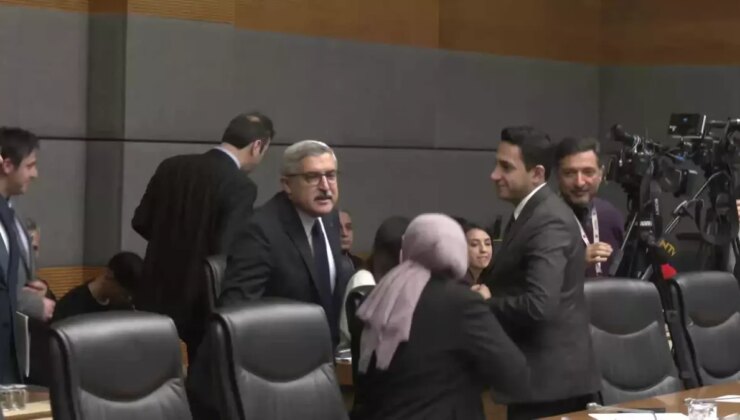 TBMM Dijital Mecralar Komisyonu’nda Netflix Temsilcileri Sunum Yaptı.
