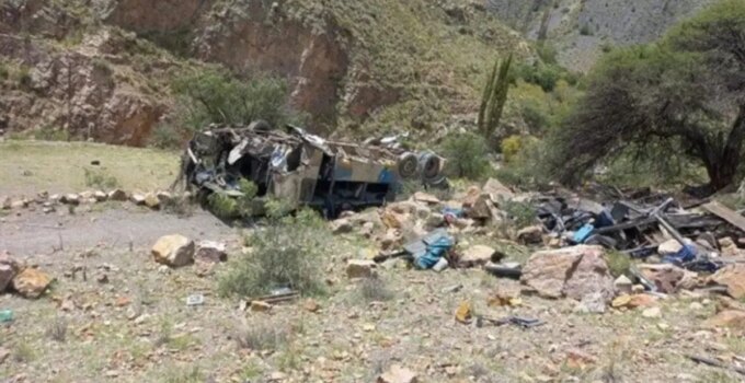 Bolivya’da otobüs kazası: 31 ölü, 15 yaralı